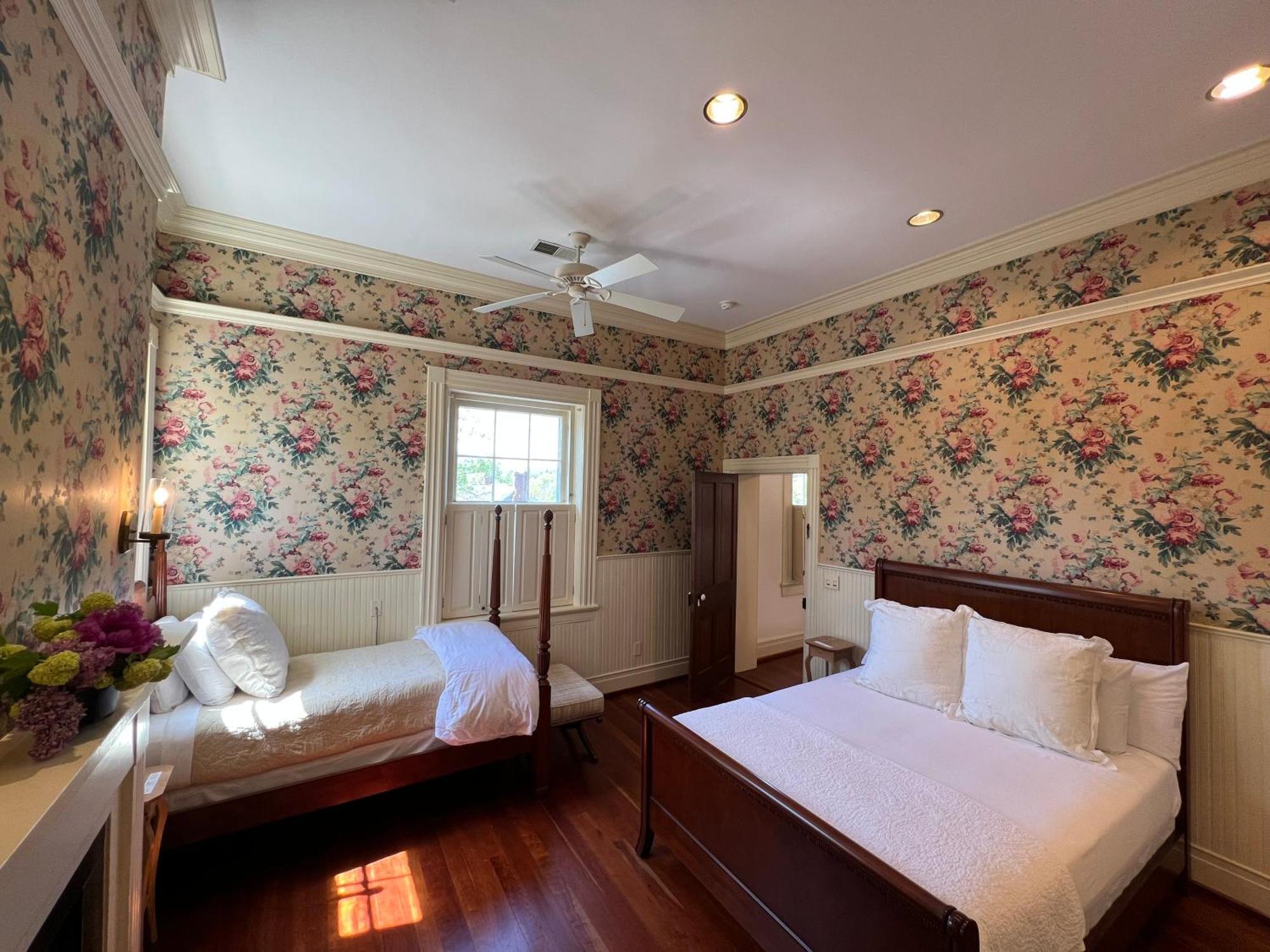 Stonegate Hotel Lexington Szoba fotó